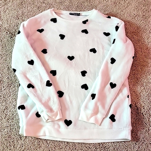 Fifth Sun Tops - Plush soft Heart Medium Ladies Sweatshirt